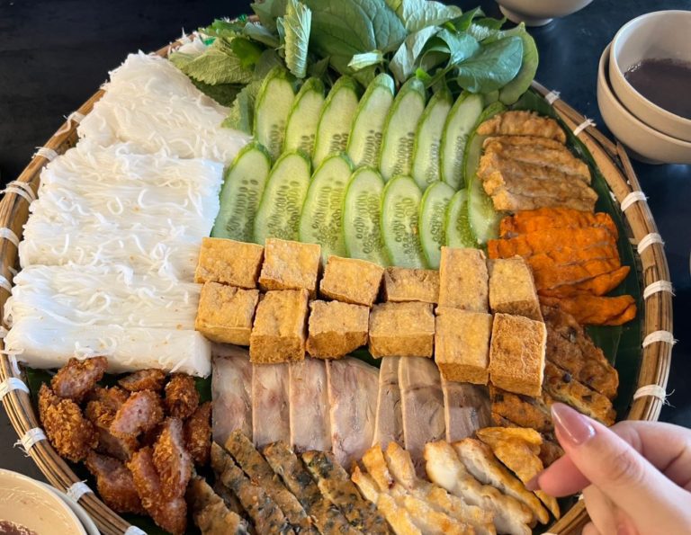 Bún đậu mắm tôm ngon nhất quận Tân Phú, thành phố Hồ Chí Minh
